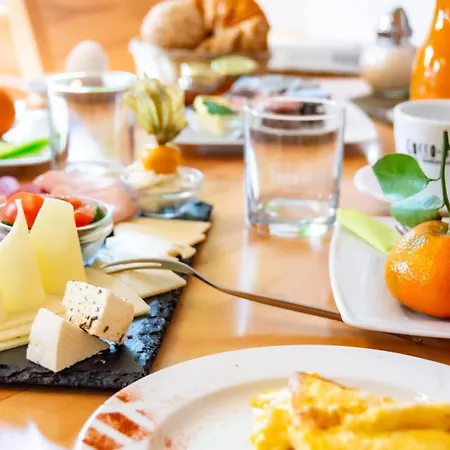 Hotel Hotel-cocco-bello In Der Foret 3*