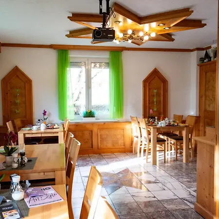 Cocco-bello Smart Check-in 루드빅스부르크